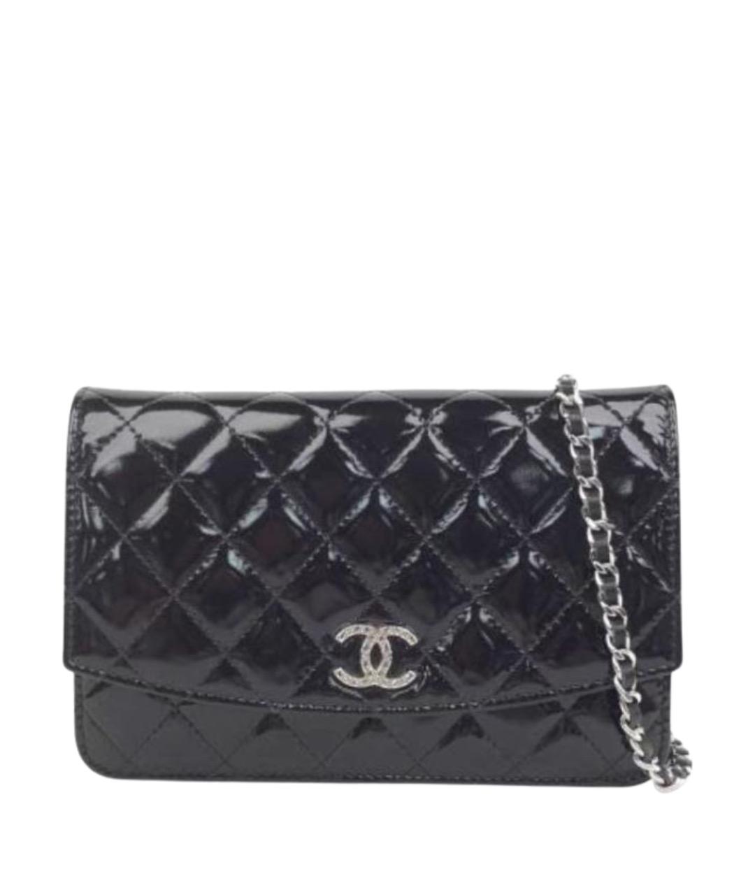 CHANEL Черная сумка через плечо из лакированной кожи, фото 1