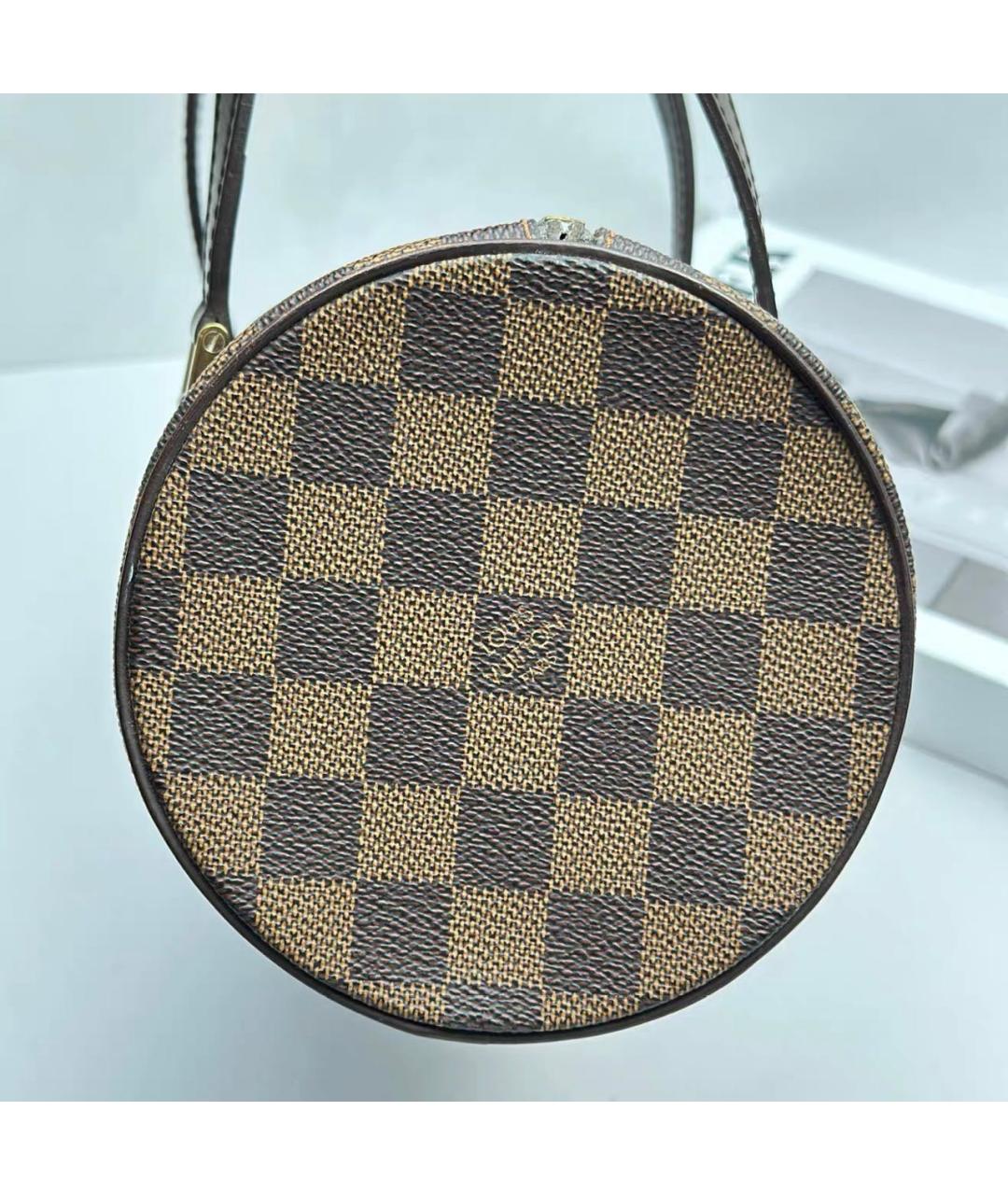 LOUIS VUITTON Коричневая кожаная сумка с короткими ручками, фото 6