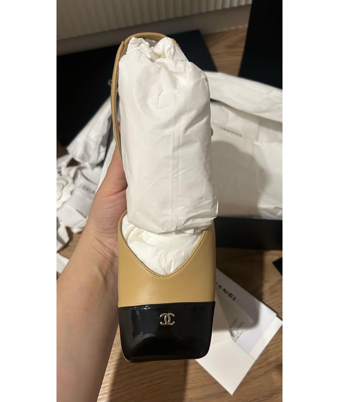 CHANEL Горчичные кожаные туфли, фото 8