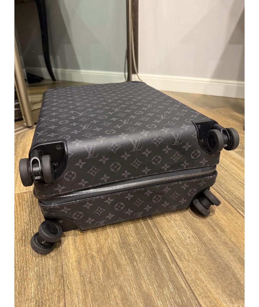 LOUIS VUITTON Антрацитовый чемодан из канвы, фото 3
