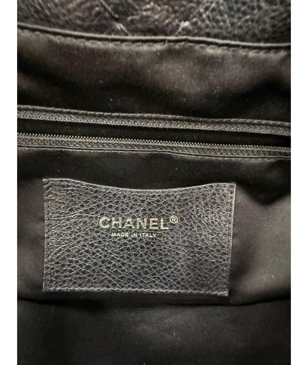CHANEL Черная кожаная сумка с короткими ручками, фото 4