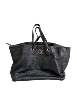 CHANEL Сумка с короткими ручками