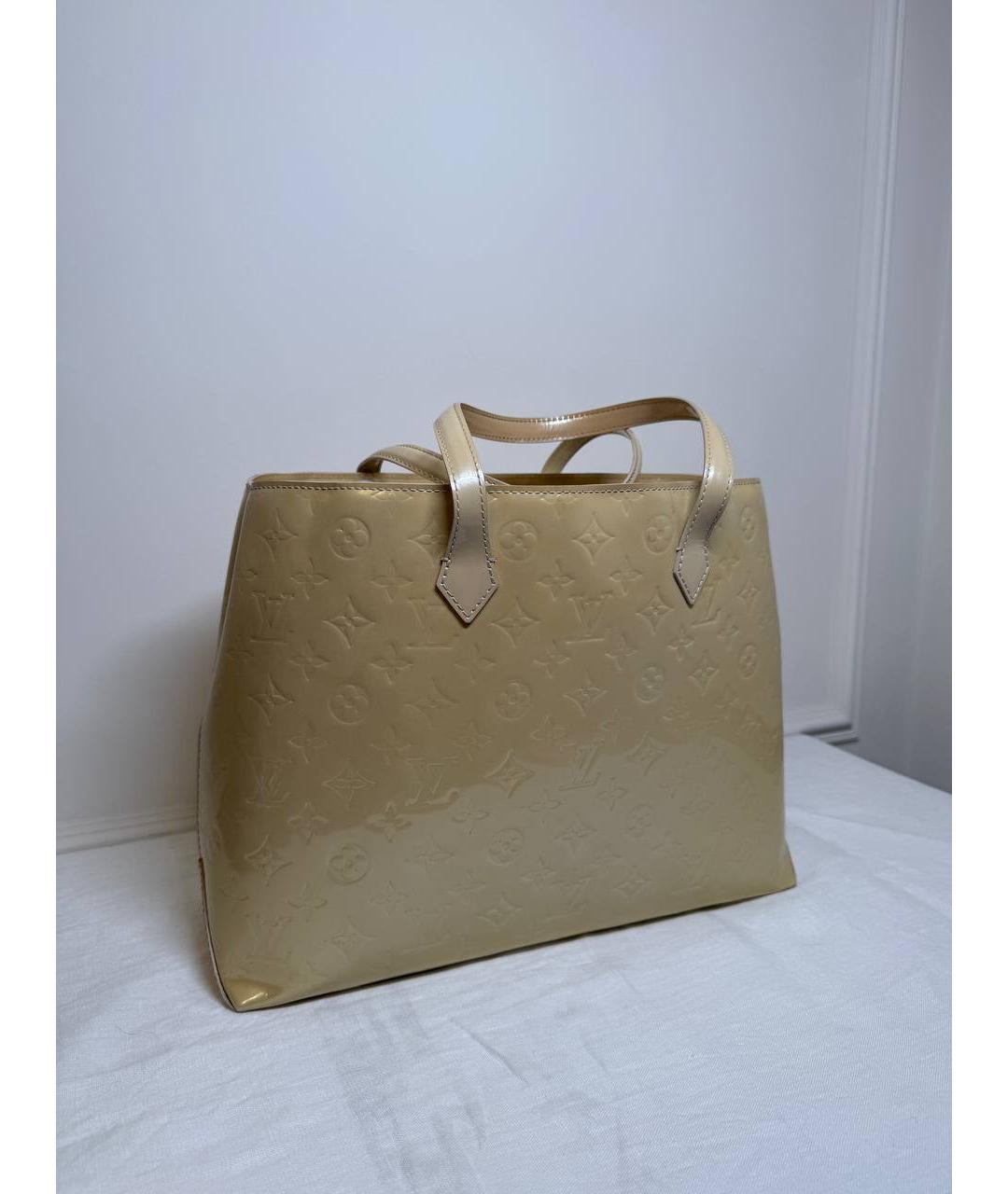 LOUIS VUITTON Бежевая сумка тоут из лакированной кожи, фото 3