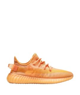 YEEZY Низкие кроссовки / кеды