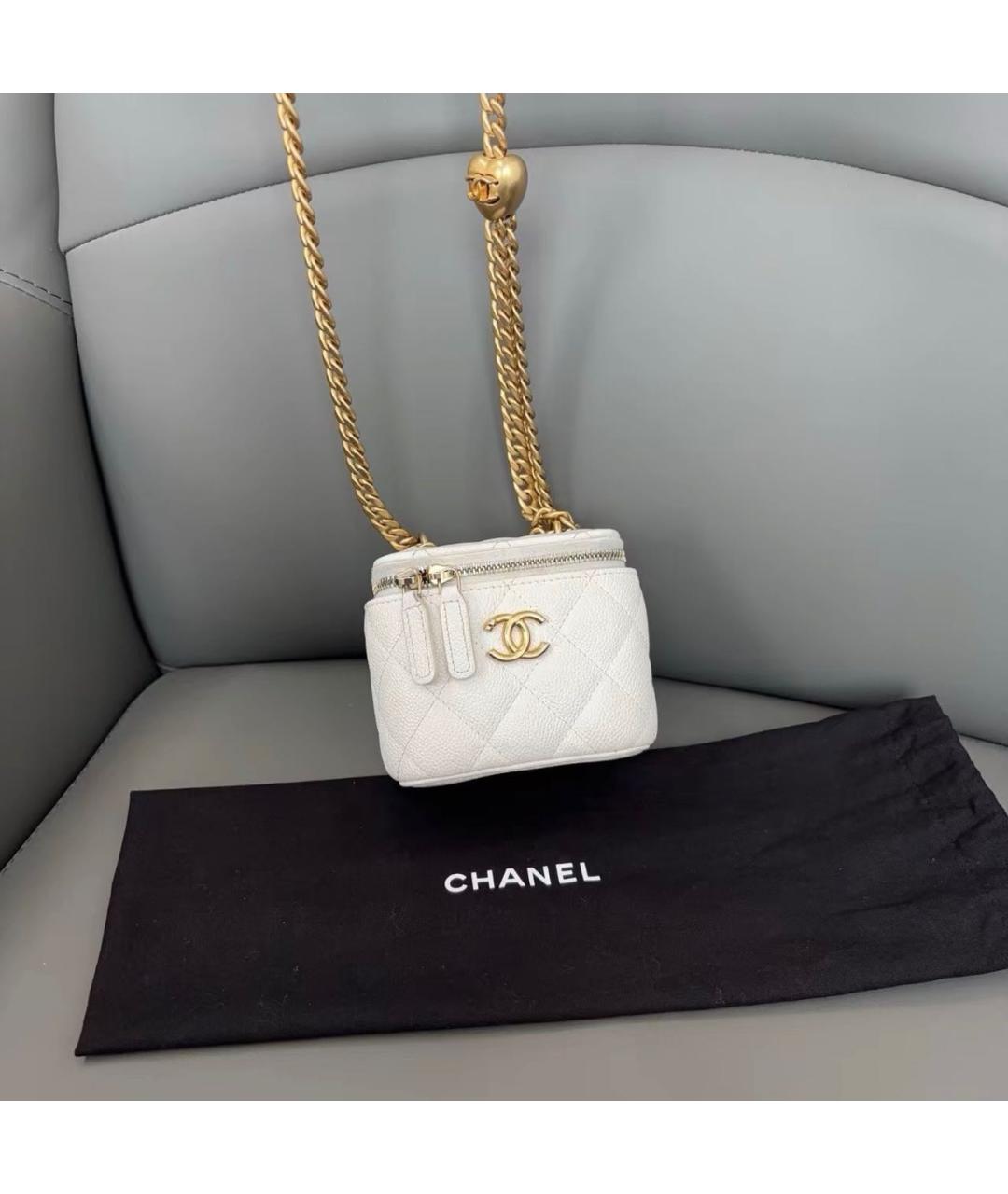 CHANEL Белая кожаная сумка через плечо, фото 6