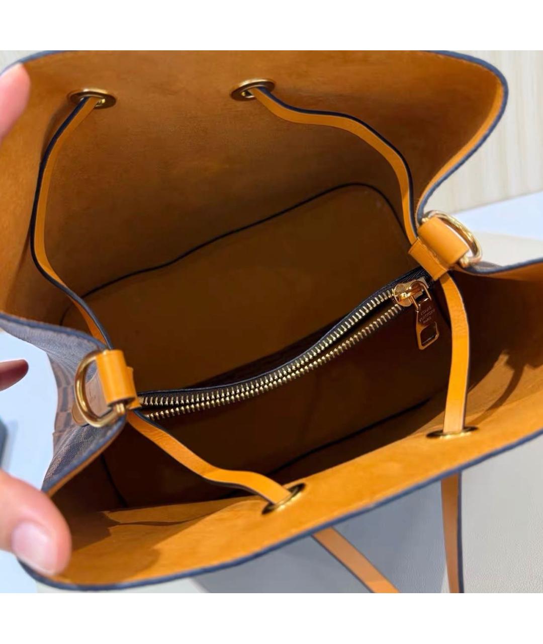 LOUIS VUITTON Коричневая кожаная сумка тоут, фото 6