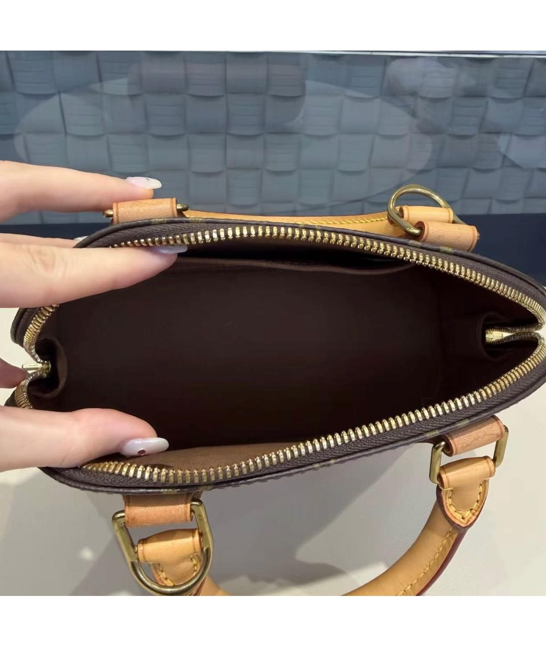 LOUIS VUITTON Коричневая кожаная сумка через плечо, фото 7