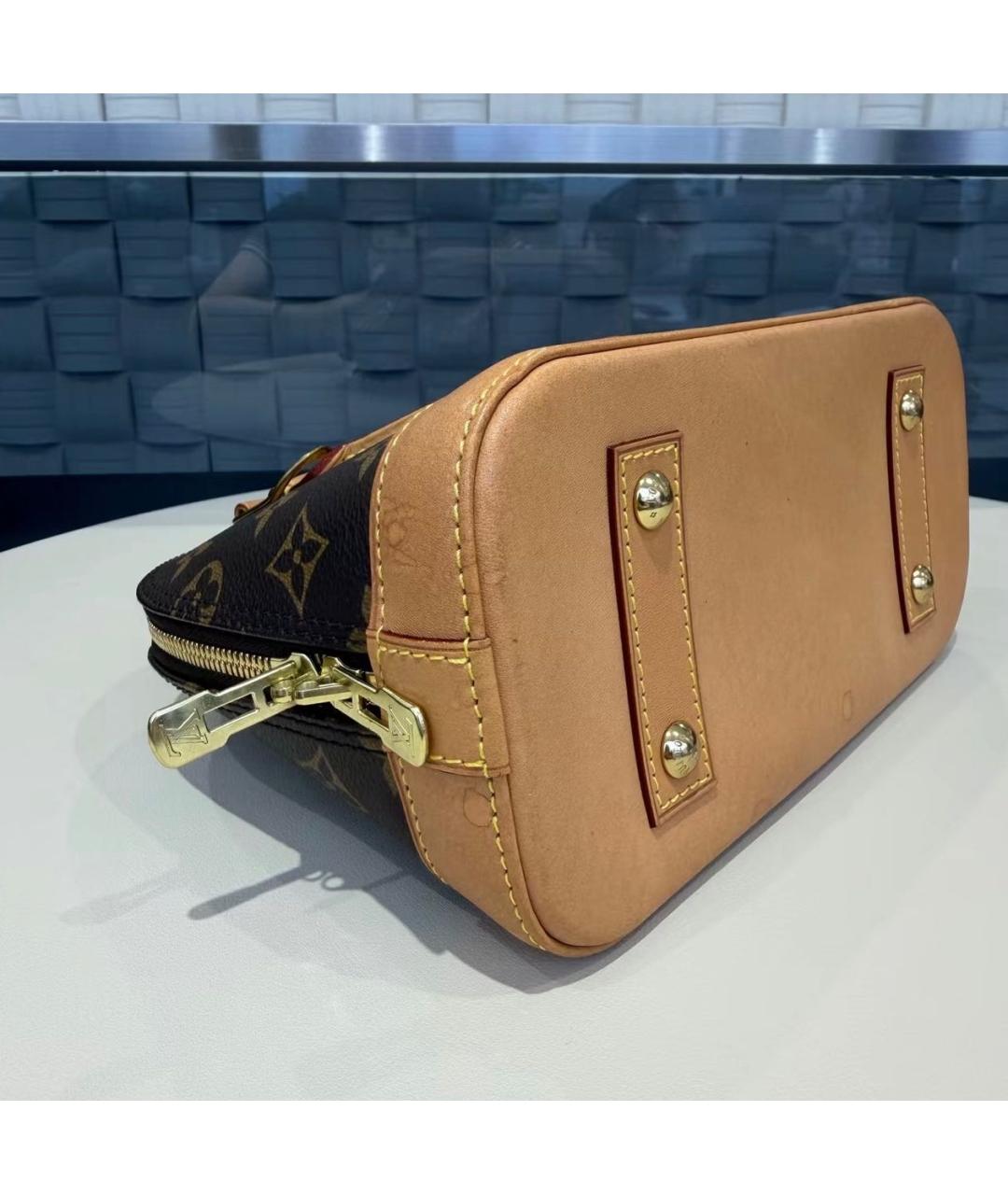 LOUIS VUITTON Коричневая кожаная сумка через плечо, фото 5