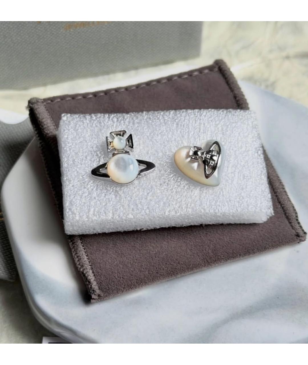 VIVIENNE WESTWOOD Белые серьги, фото 5