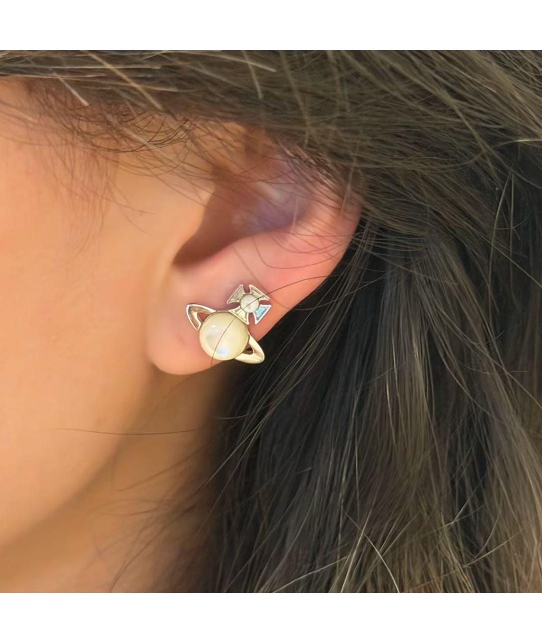 VIVIENNE WESTWOOD Белые серьги, фото 8