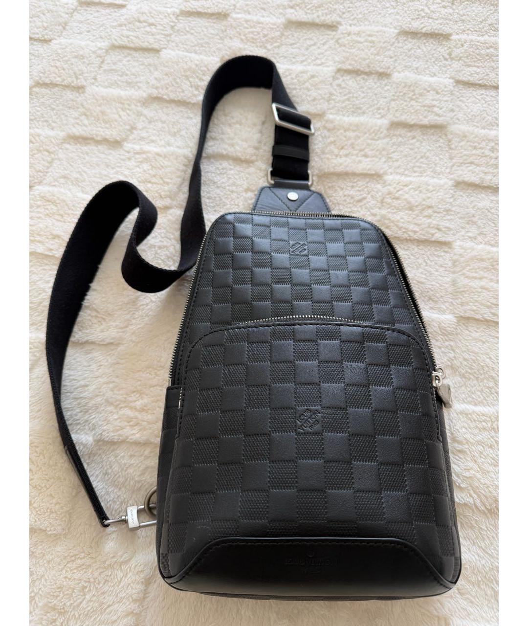 LOUIS VUITTON Черная кожаная сумка на плечо, фото 8