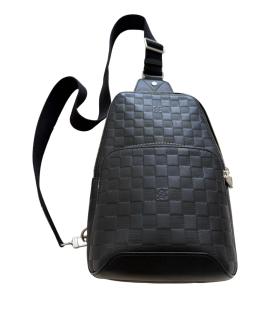 LOUIS VUITTON Сумка на плечо