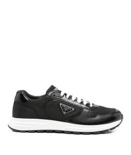 PRADA Низкие кроссовки / кеды
