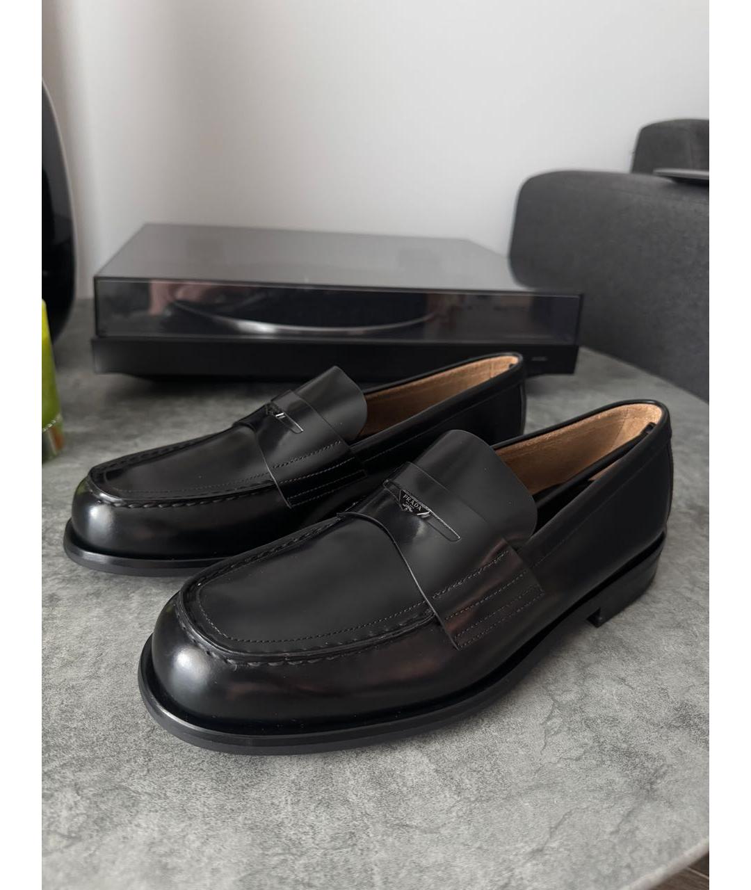 PRADA Черные кожаные лоферы, фото 2