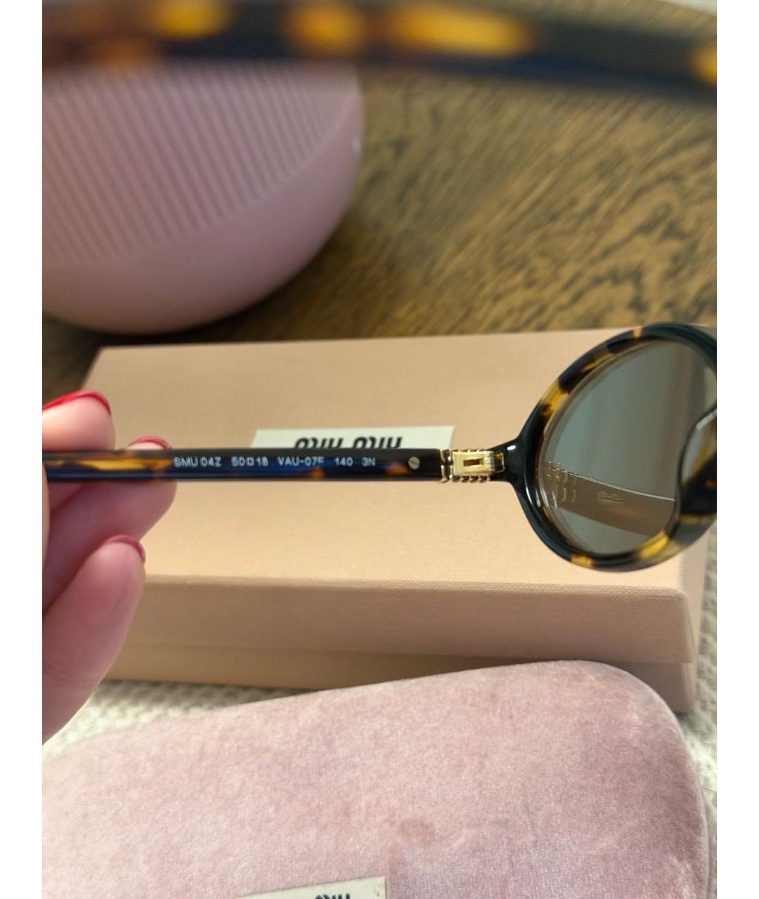 MIU MIU Коричневые пластиковые солнцезащитные очки, фото 5