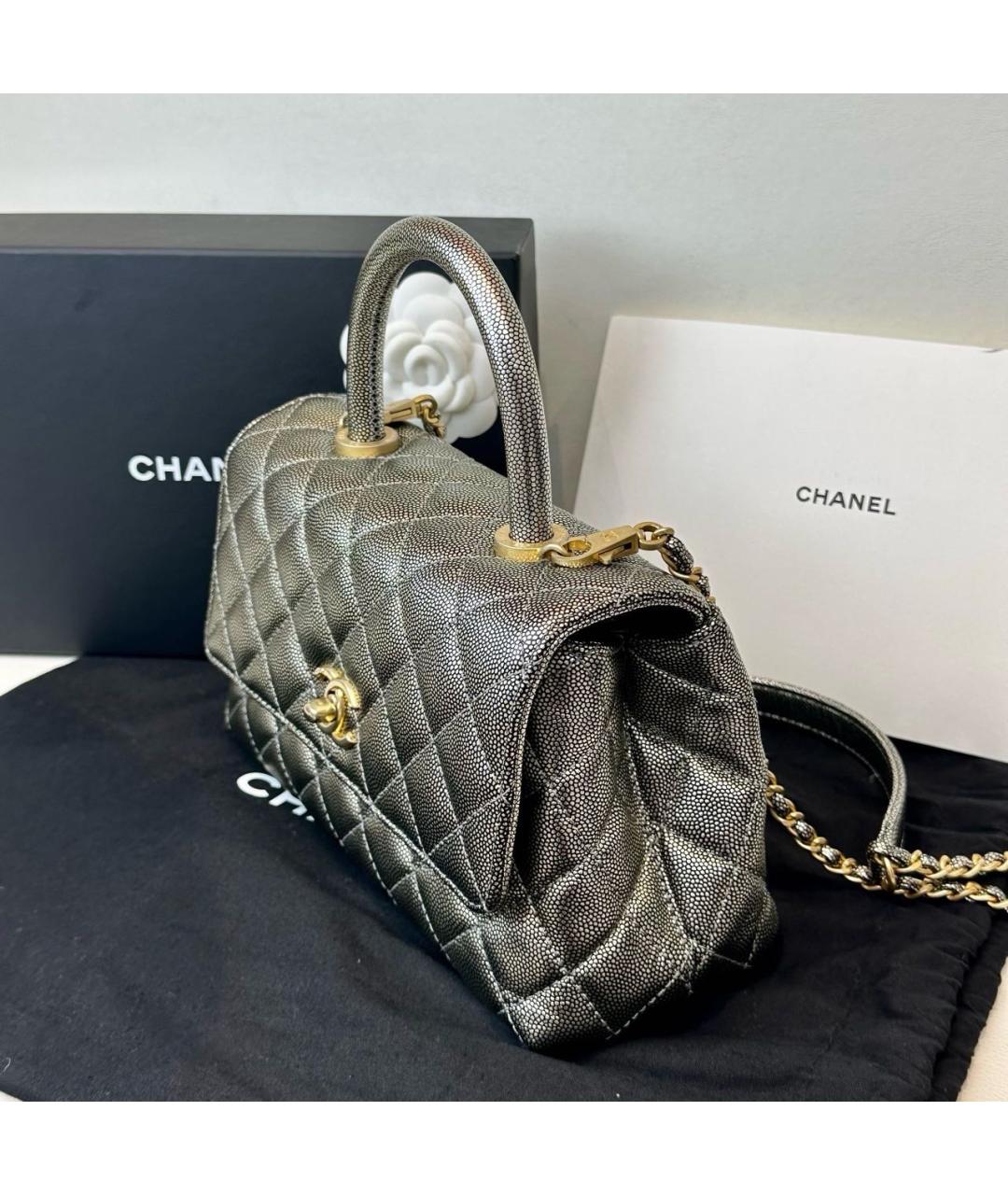 CHANEL Антрацитовая кожаная сумка с короткими ручками, фото 3
