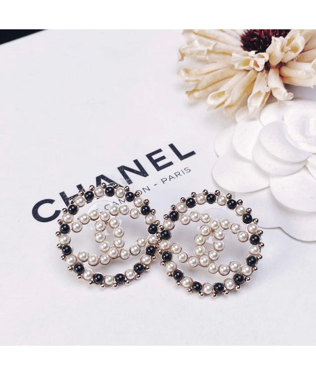 CHANEL Бежевые серьги, фото 5