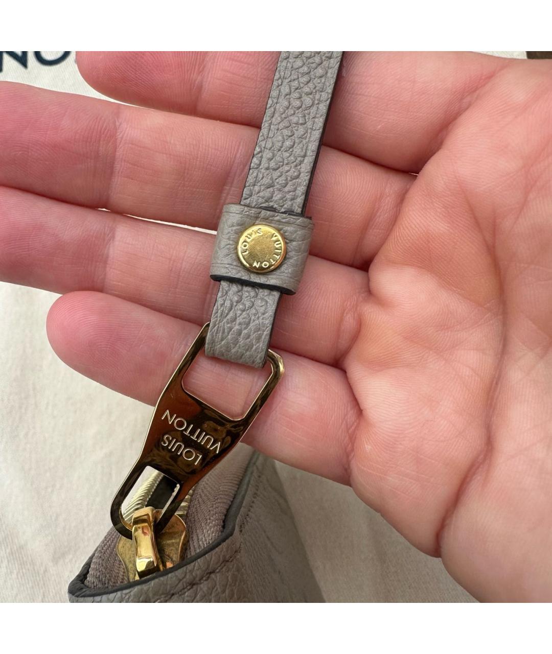 LOUIS VUITTON Бежевый кожаный кошелек, фото 5