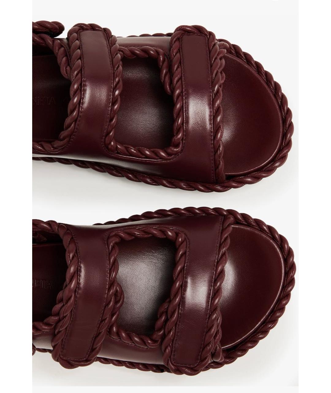 BOTTEGA VENETA Бордовые кожаные сандалии, фото 3