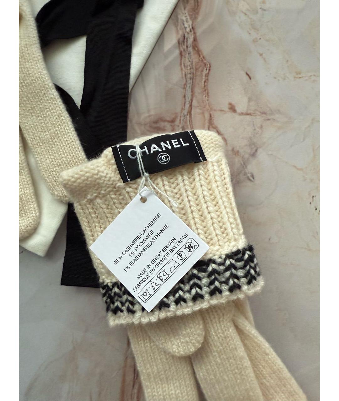 CHANEL Белые кашемировые перчатки, фото 3