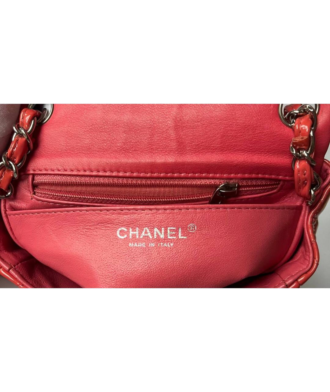 CHANEL Красная сумка через плечо из лакированной кожи, фото 7