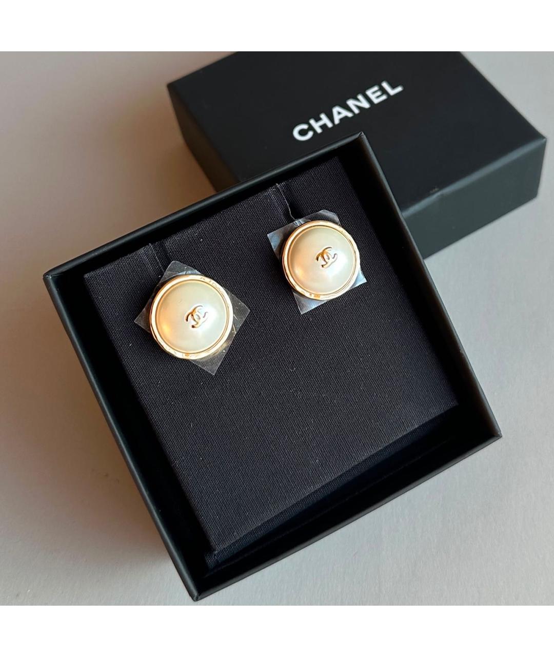 CHANEL Белые серьги, фото 3