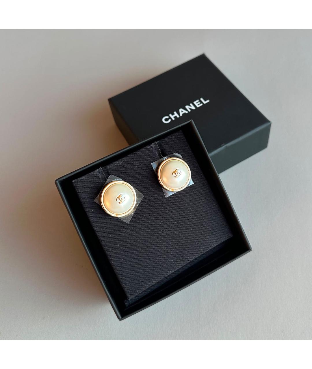 CHANEL Белые серьги, фото 2