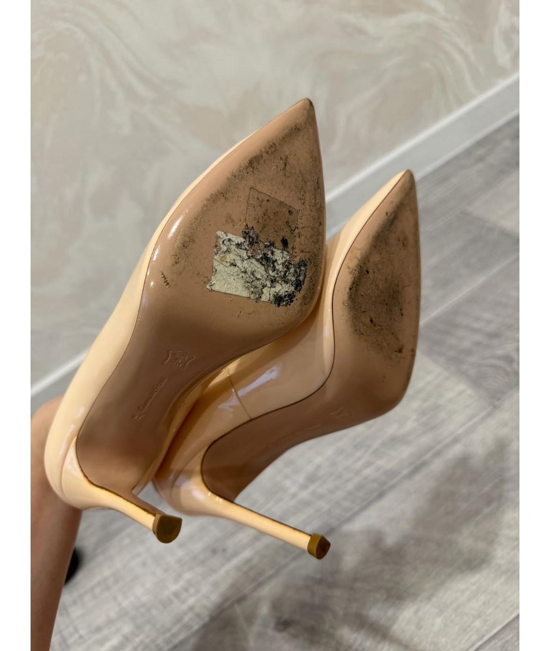GIANVITO ROSSI Бежевые кожаные туфли, фото 6