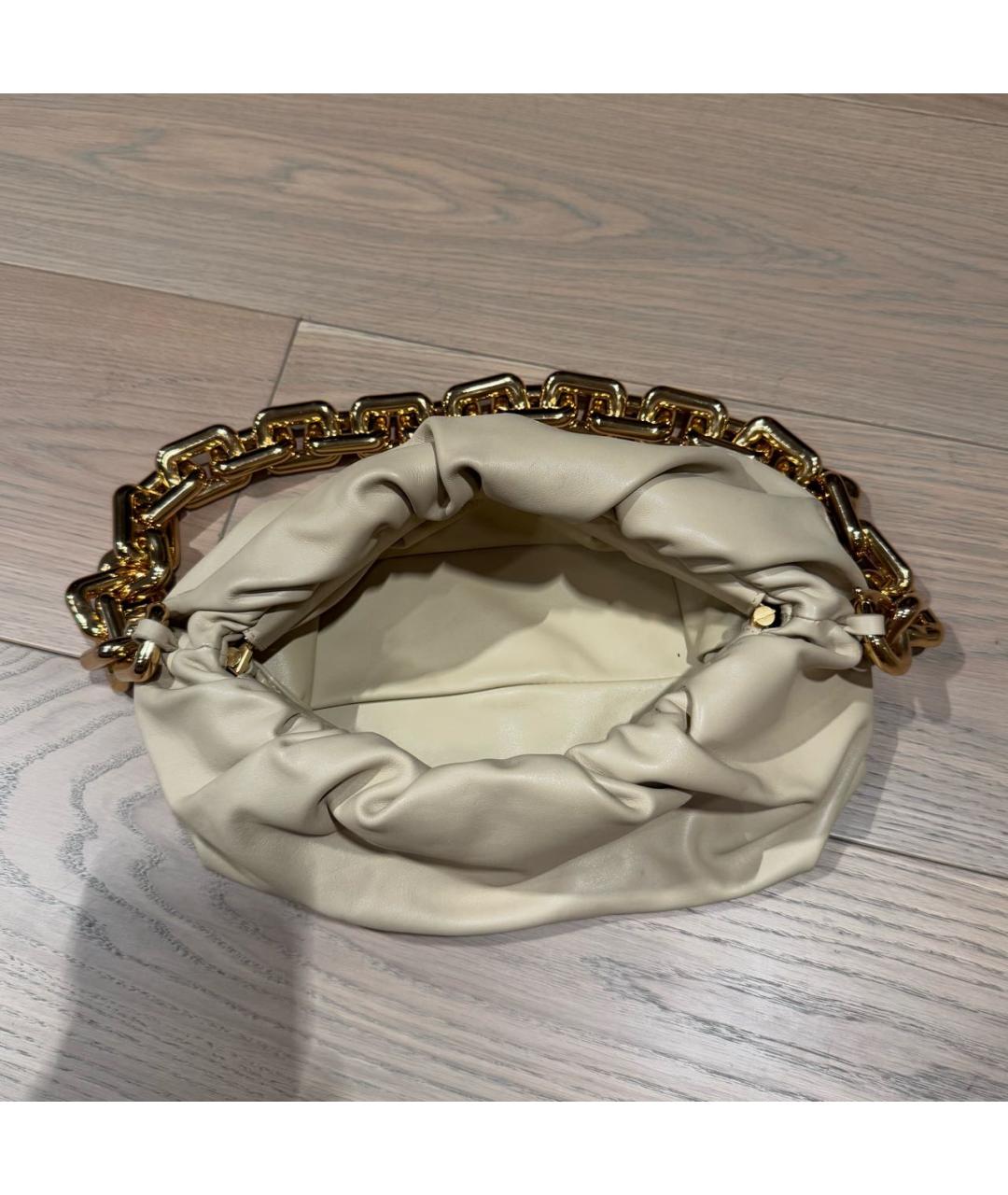 BOTTEGA VENETA Бежевая кожаная сумка с короткими ручками, фото 3