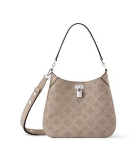 LOUIS VUITTON Сумка через плечо