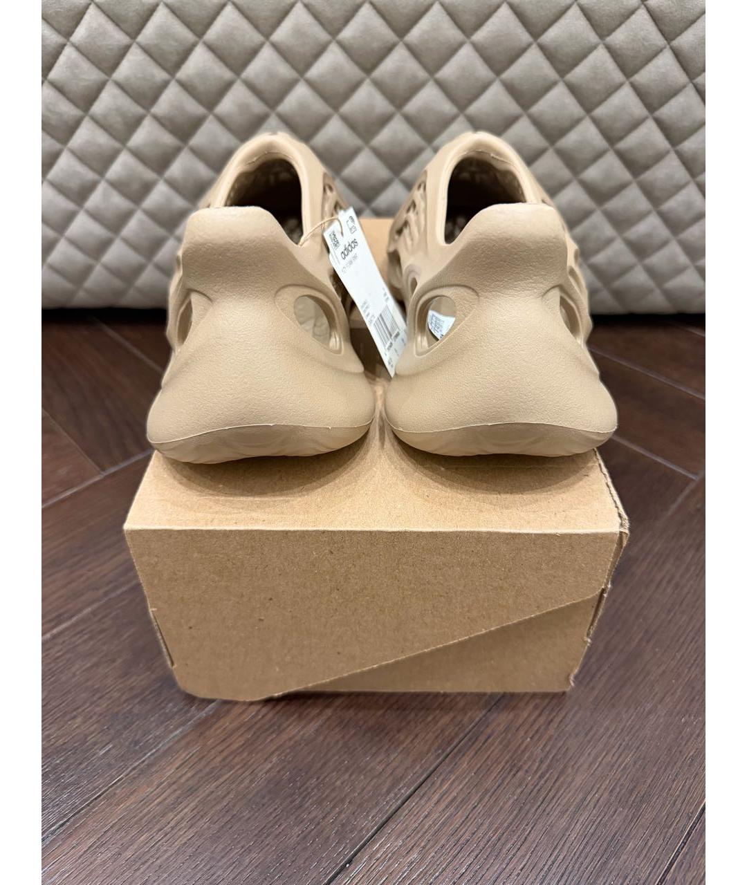 ADIDAS YEEZY Коричневые кроссовки, фото 3