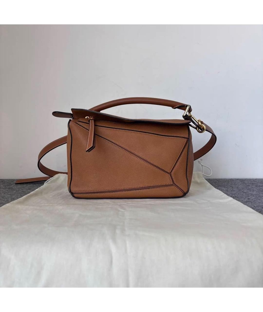 LOEWE Коричневая кожаная сумка через плечо, фото 9