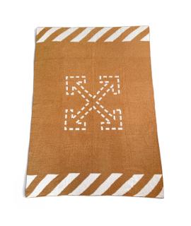 OFF-WHITE Покрывало и плед