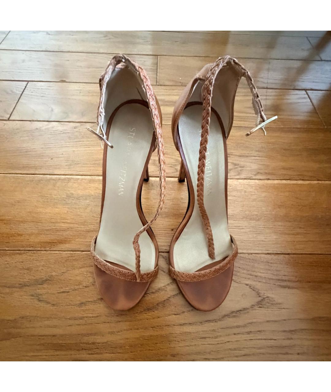 STUART WEITZMAN Бежевые кожаные босоножки, фото 2