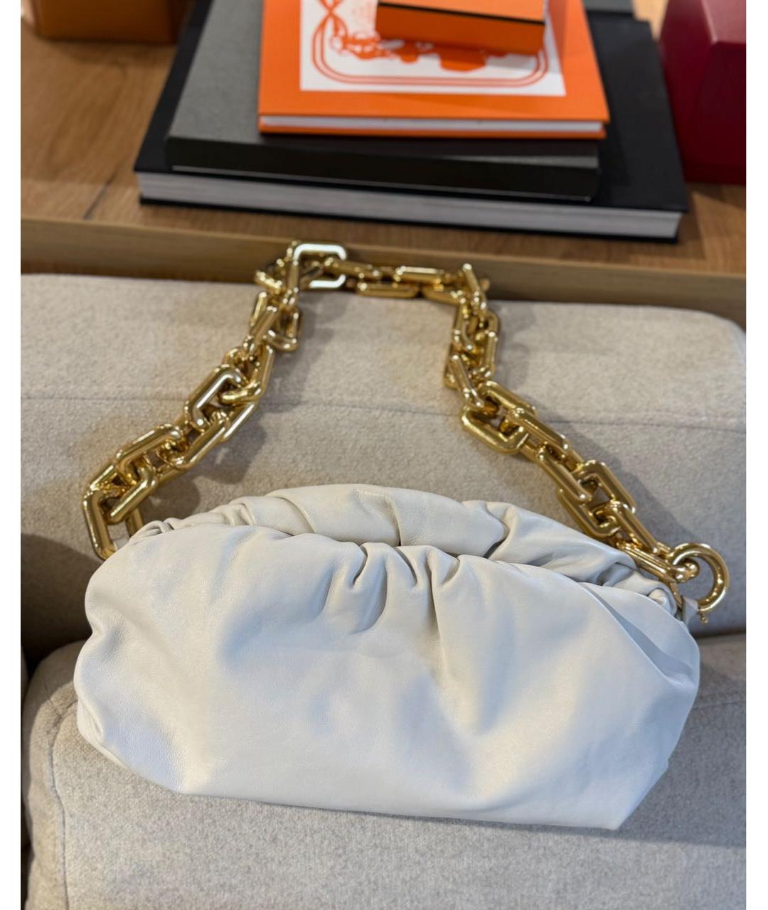 BOTTEGA VENETA Белая кожаная сумка с короткими ручками, фото 2