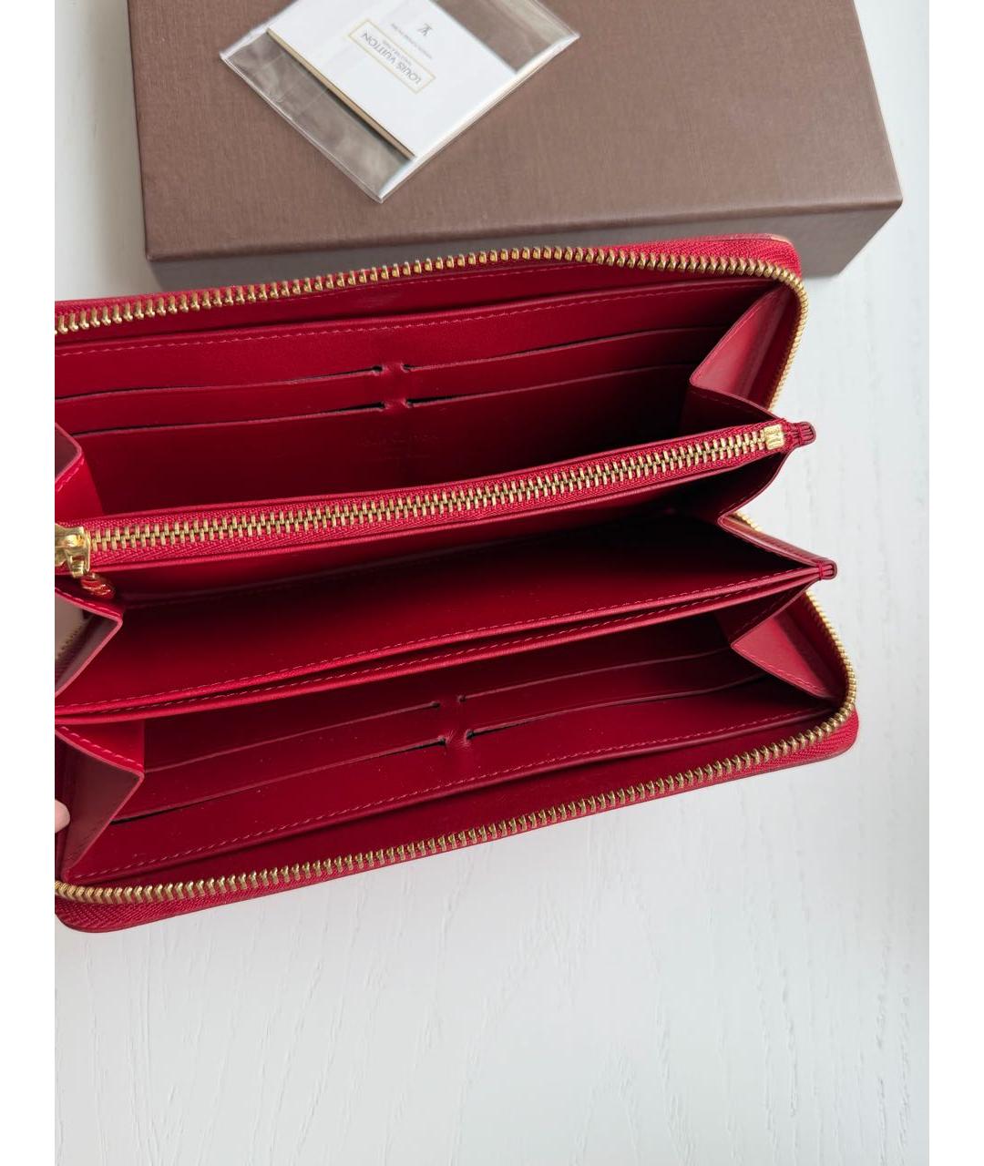LOUIS VUITTON Красный кожаный кошелек, фото 4
