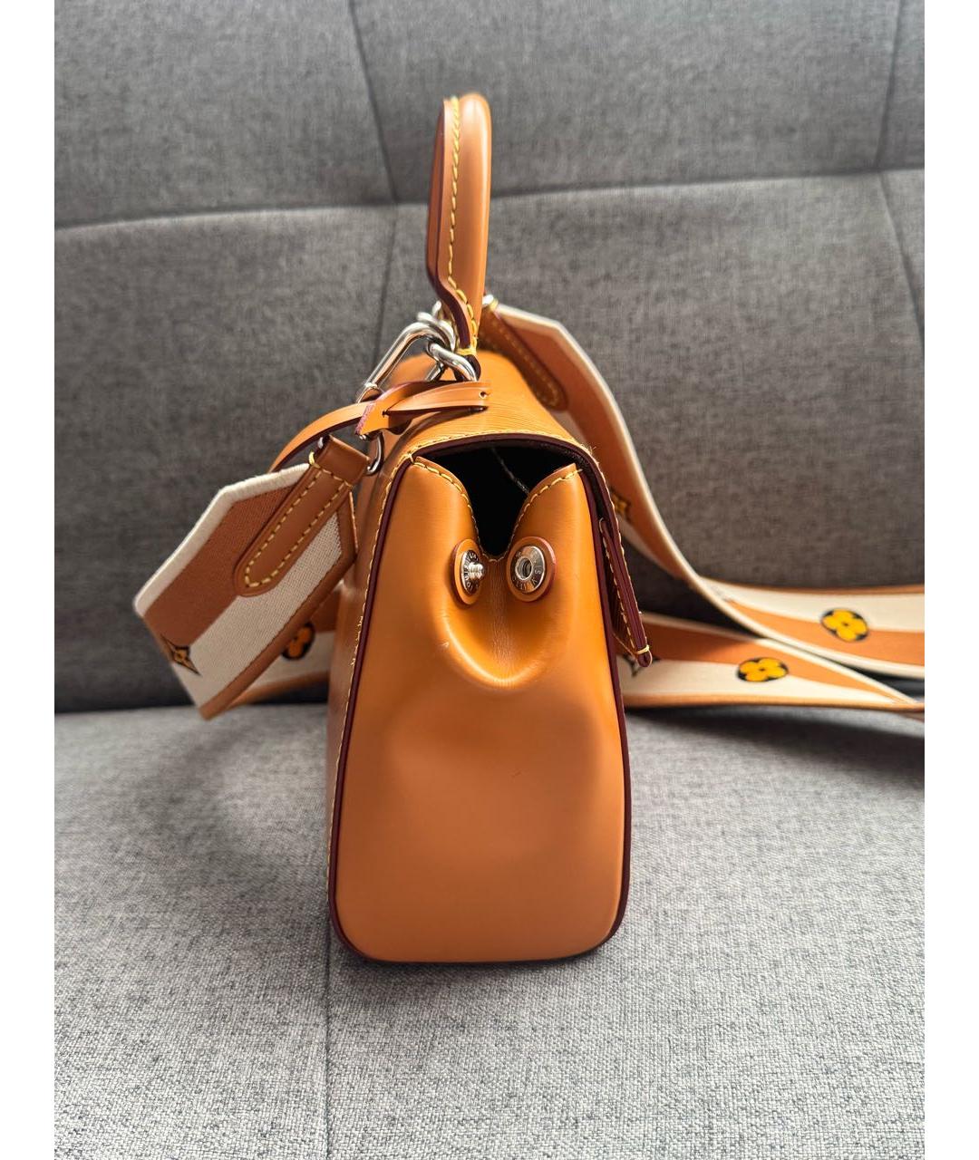 LOUIS VUITTON Оранжевая кожаная сумка с короткими ручками, фото 2
