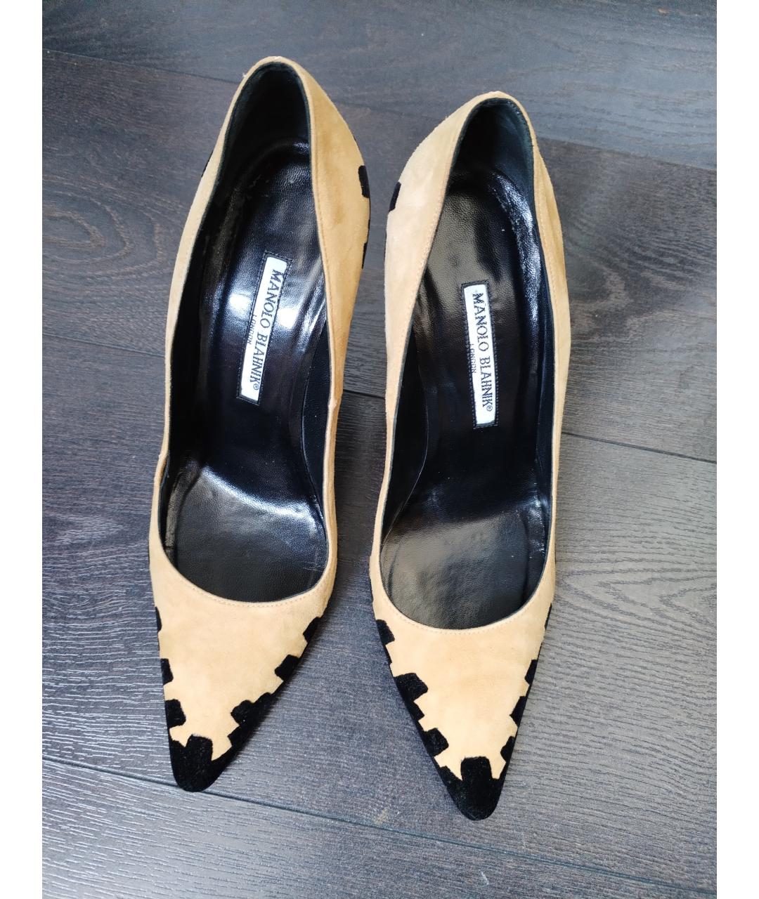 MANOLO BLAHNIK Черные замшевые туфли, фото 2