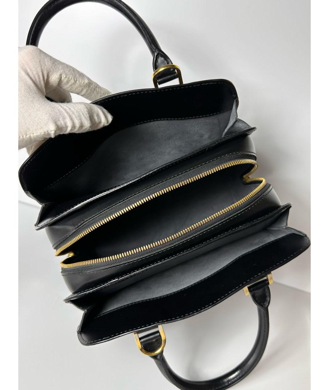 LOUIS VUITTON Черная кожаная сумка с короткими ручками, фото 6