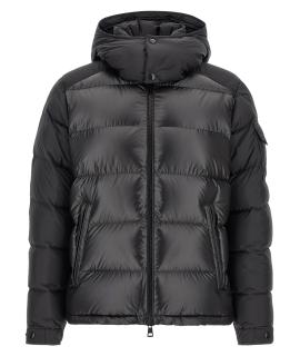 MONCLER Пуховик