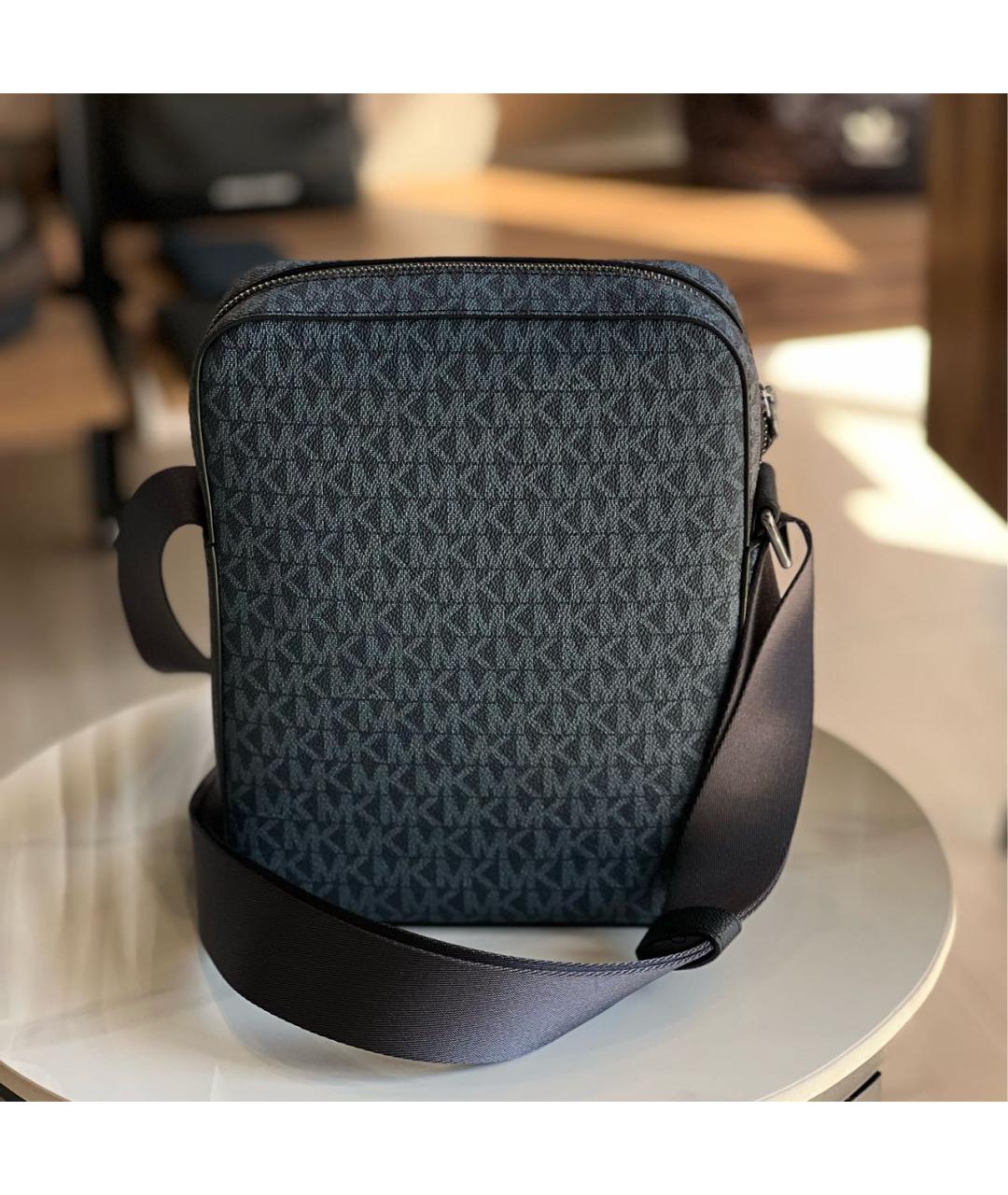 MICHAEL KORS Темно-синяя сумка на плечо из канвы, фото 3