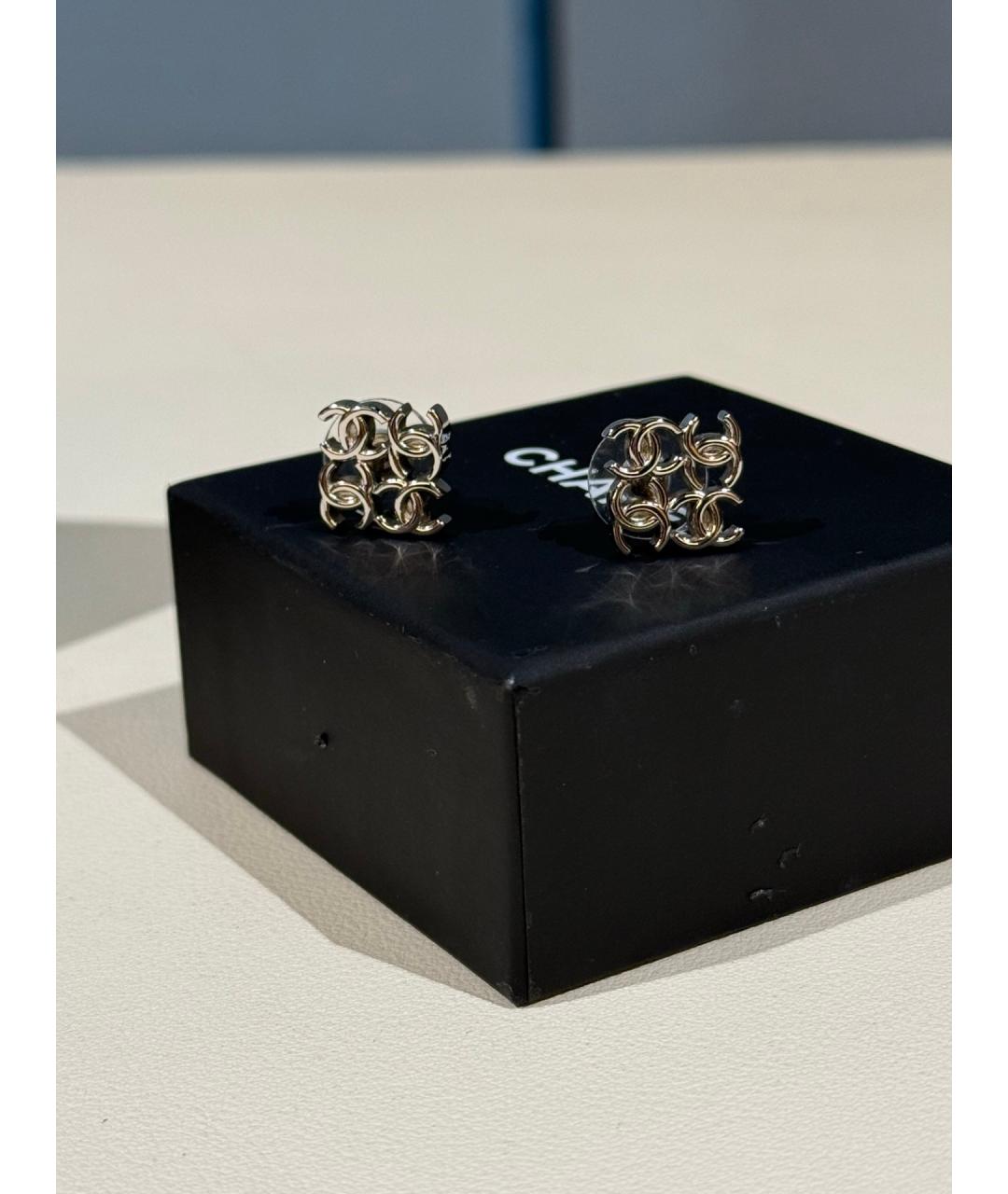 CHANEL Серебряные металлические серьги, фото 2
