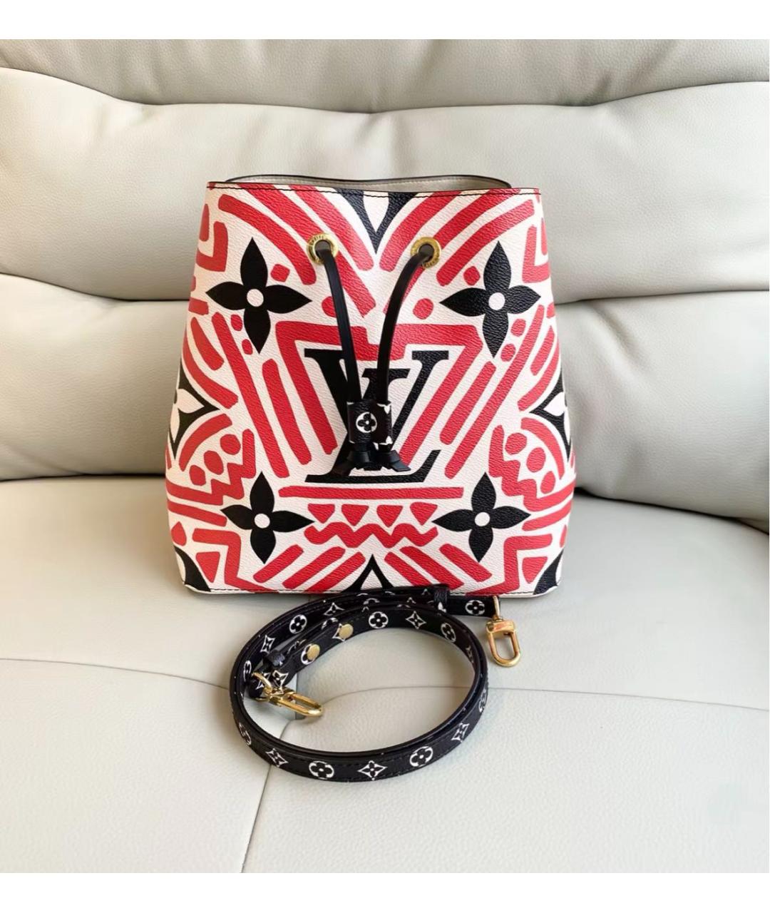 LOUIS VUITTON Кожаная сумка тоут, фото 9