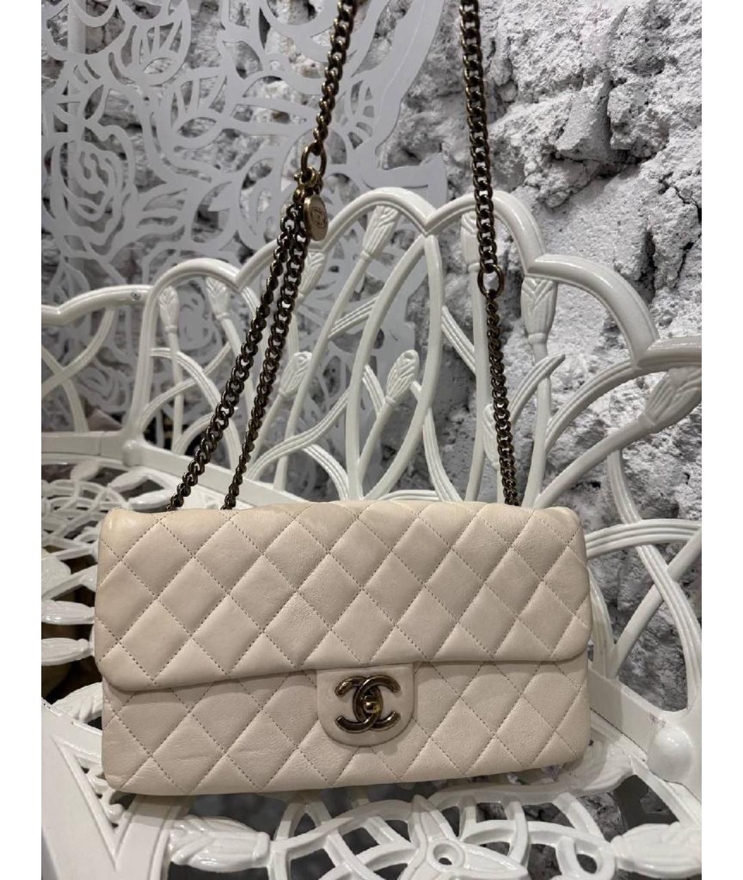CHANEL Бежевая кожаная сумка через плечо, фото 10