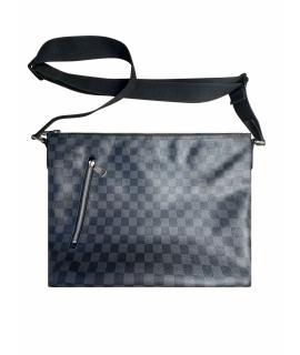 LOUIS VUITTON Сумка на плечо