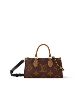 LOUIS VUITTON Сумка с короткими ручками