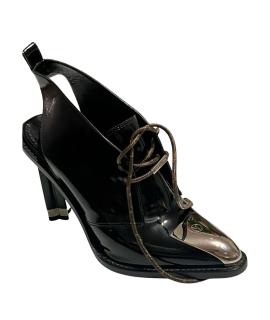 LOUIS VUITTON Туфли