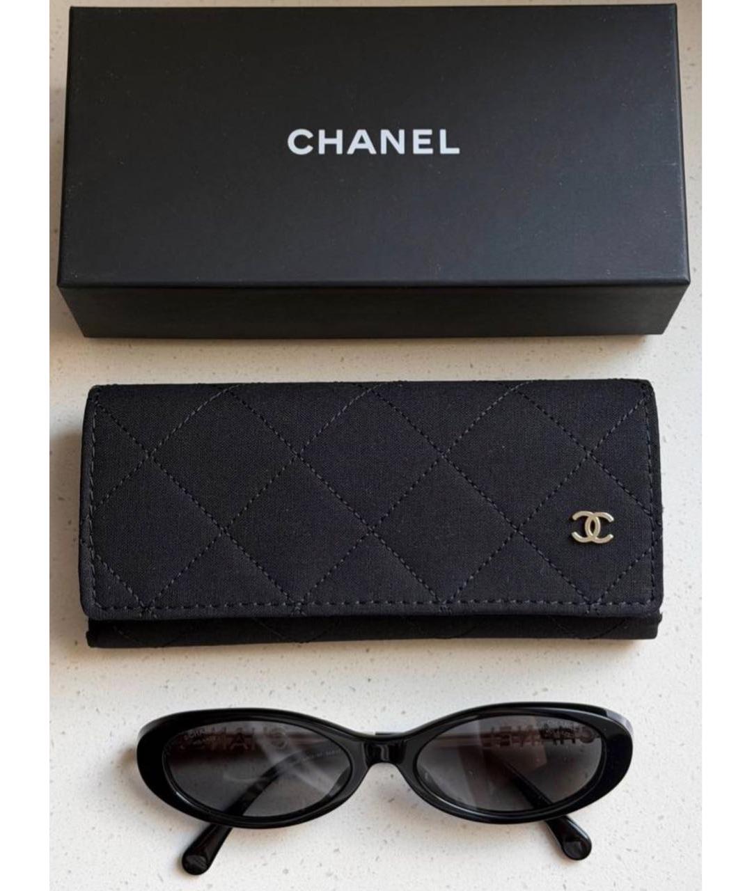CHANEL Черные пластиковые солнцезащитные очки, фото 4