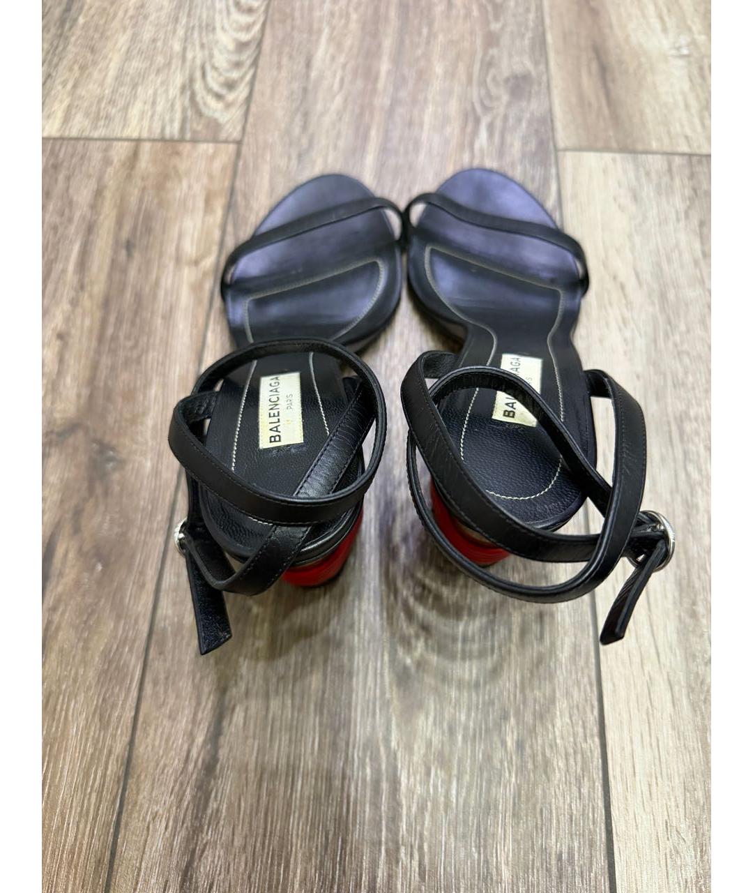BALENCIAGA Черные кожаные босоножки, фото 3