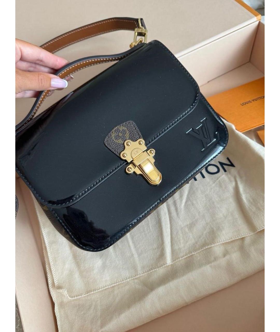 LOUIS VUITTON Черная кожаная сумка через плечо, фото 5